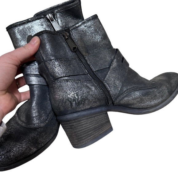 Donald J. Pliner Black Metallic Leather Booties - Picture 2 of 7